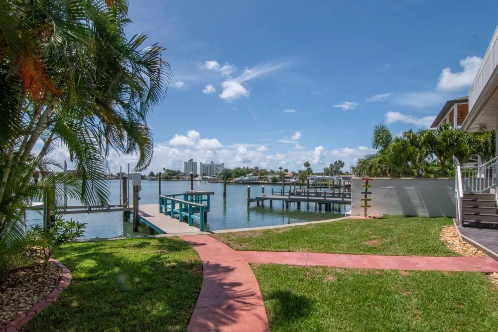 7025 BOCA CIEGA DRIVE St Pete Beach, FL 33706