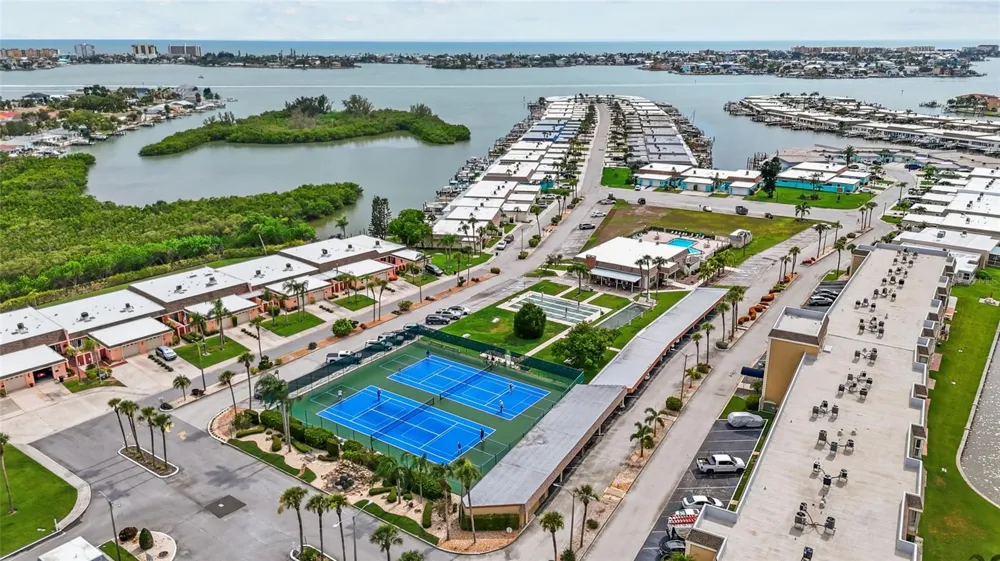 531 BOCA CIEGA POINT BOULEVARD S #531 St Petersburg, FL 33708