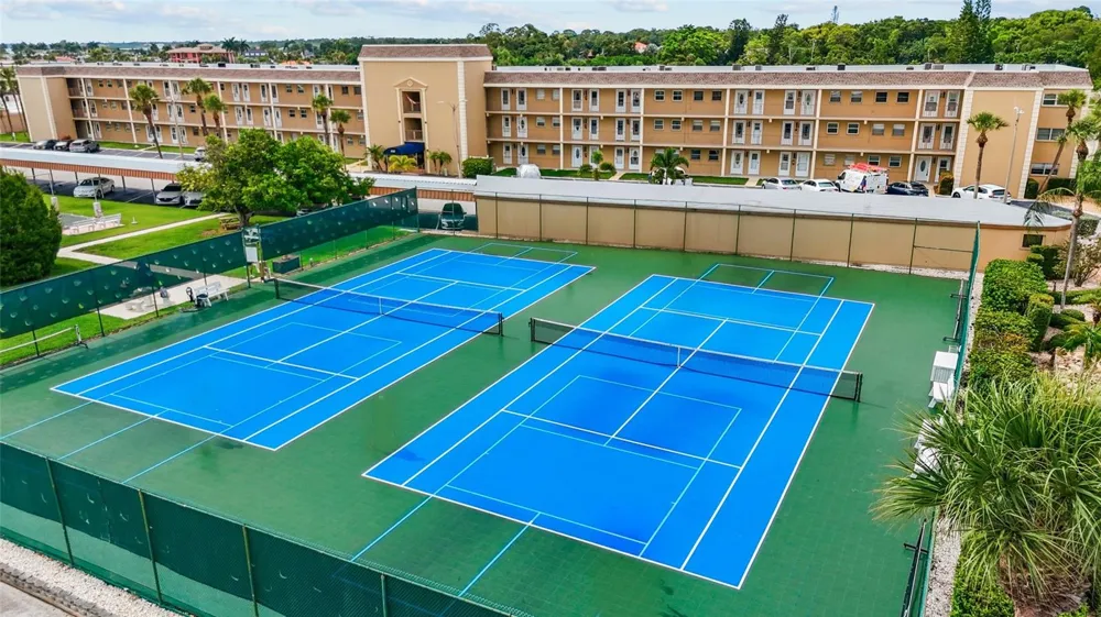 531 BOCA CIEGA POINT BOULEVARD S #531 St Petersburg, FL 33708