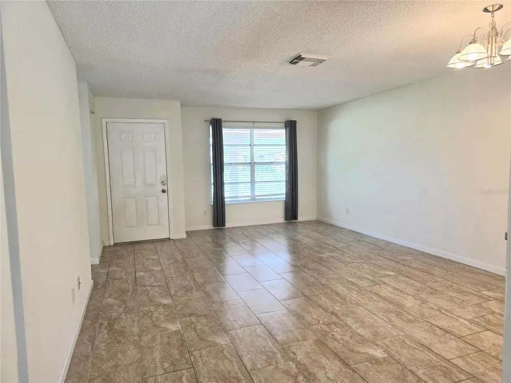 7626 GOLDEN GLENN DRIVE Orlando, FL 32807