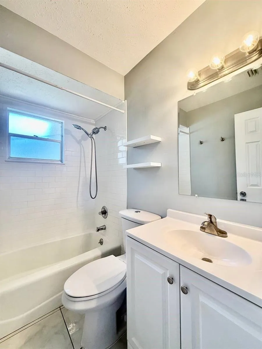 10812 HANNAWAY DRIVE #C Riverview, FL 33578