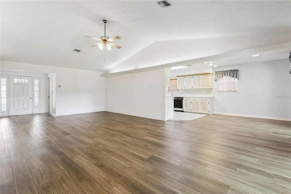 32 GORDON COURT Leesburg, FL 34788