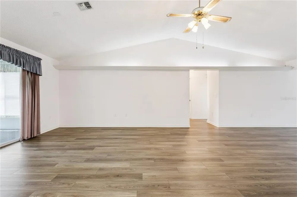 32 GORDON COURT Leesburg, FL 34788