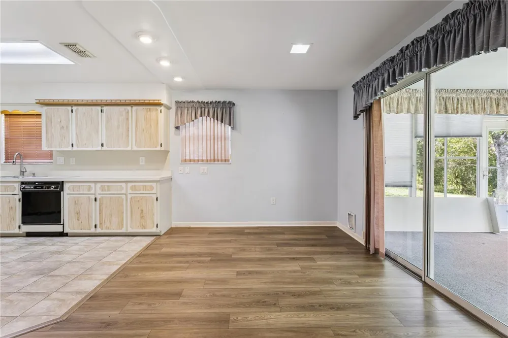 32 GORDON COURT Leesburg, FL 34788