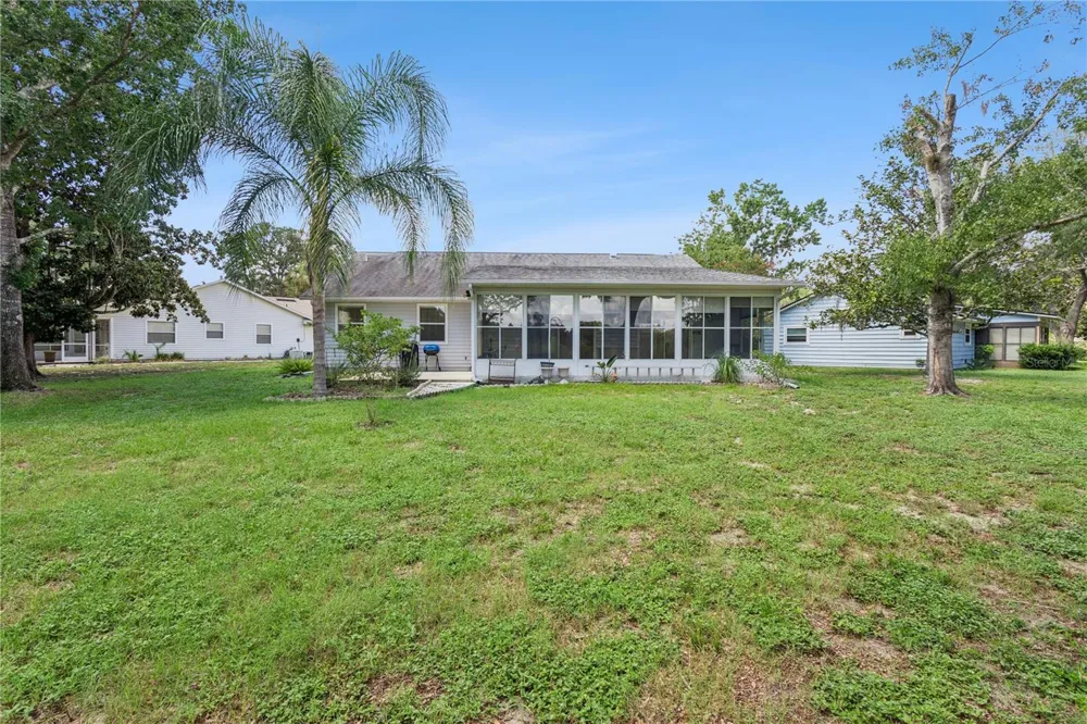 32 GORDON COURT Leesburg, FL 34788