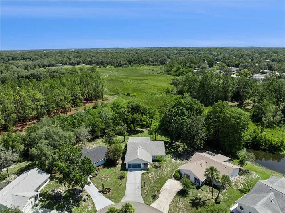 32 GORDON COURT Leesburg, FL 34788