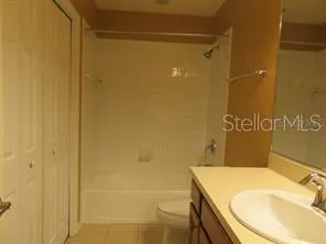 3903 45TH TERRACE W #104 Bradenton, FL 34210
