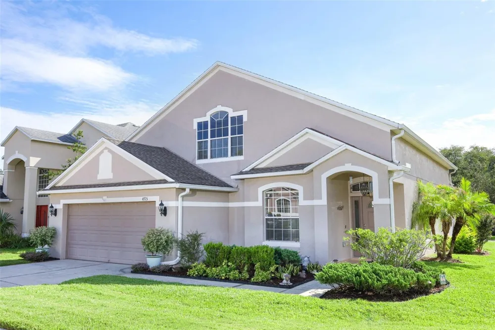 4715 AGUILA PLACE Orlando, FL 32826