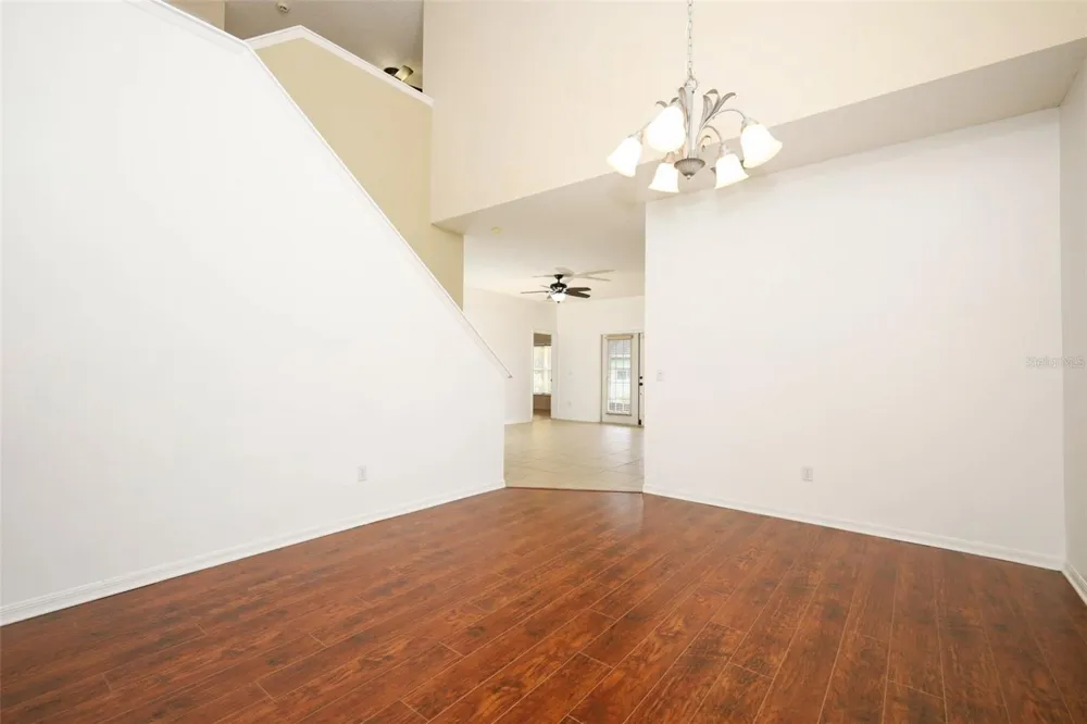 4715 AGUILA PLACE Orlando, FL 32826