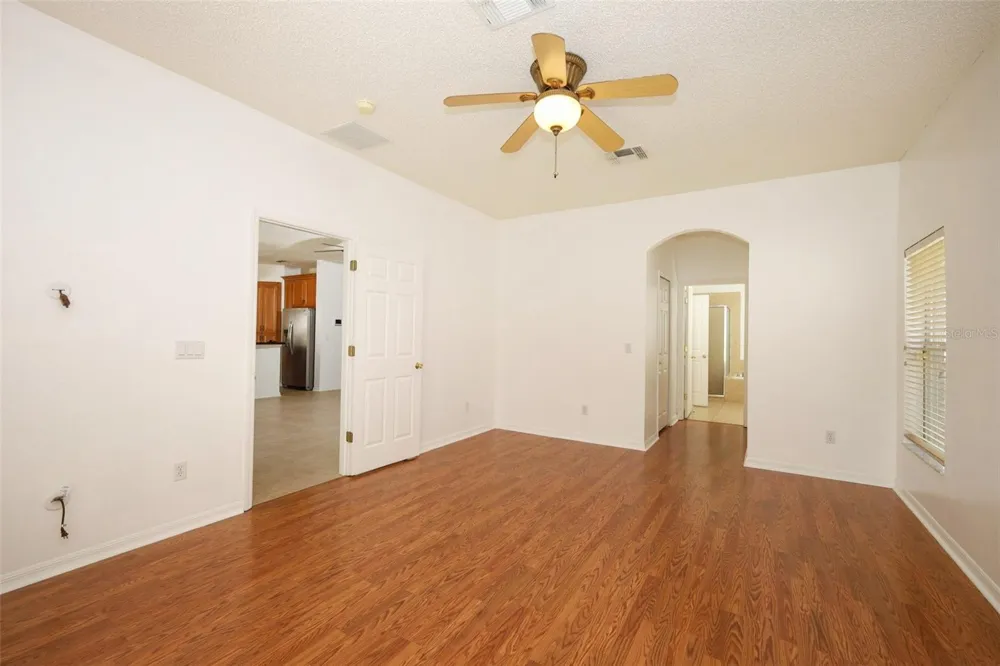 4715 AGUILA PLACE Orlando, FL 32826
