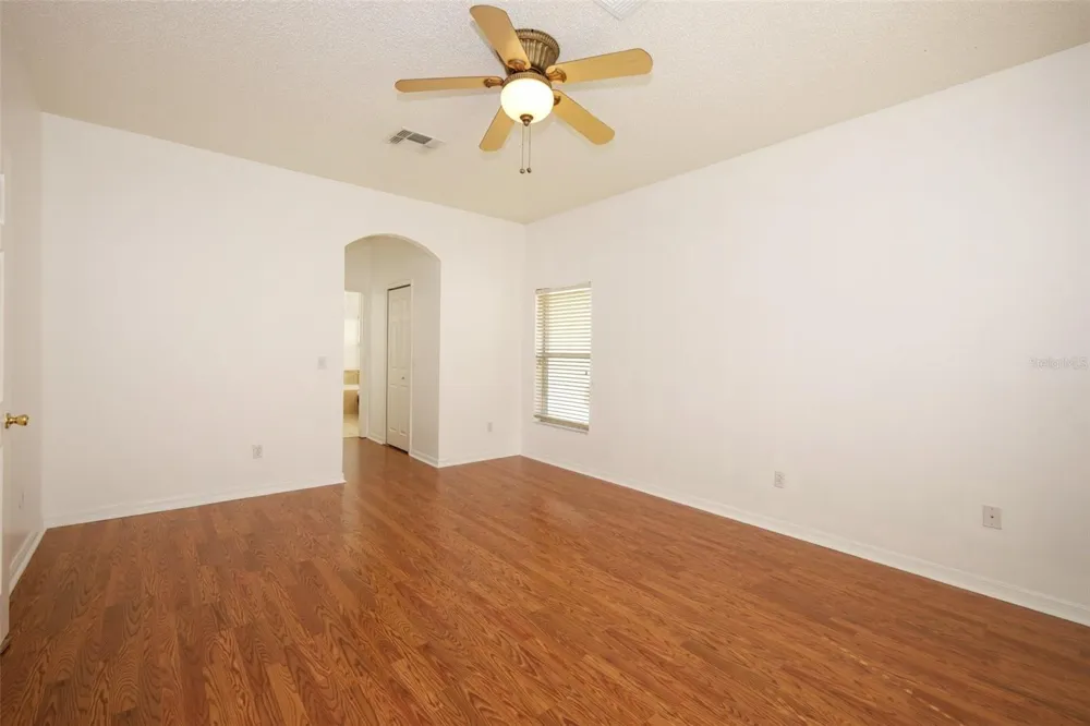 4715 AGUILA PLACE Orlando, FL 32826