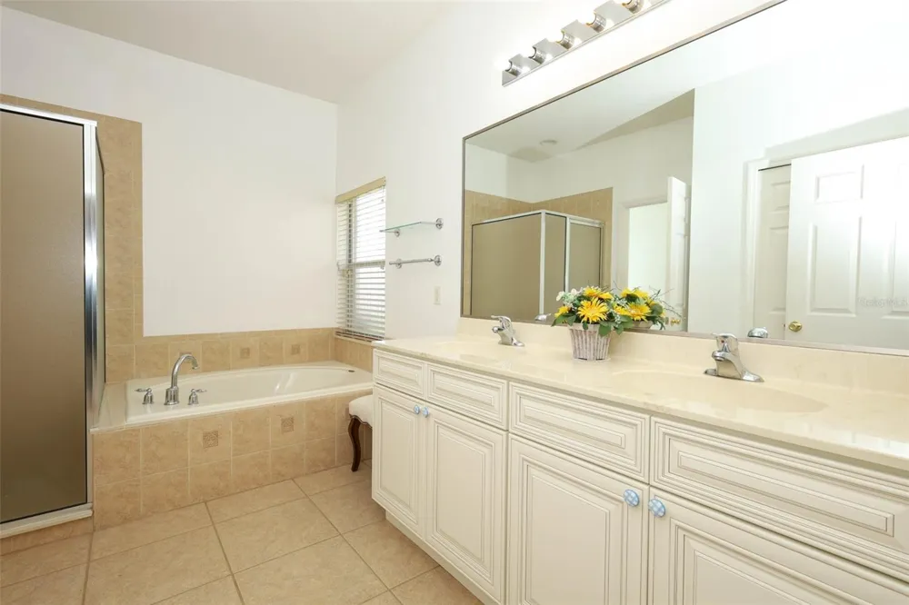 4715 AGUILA PLACE Orlando, FL 32826