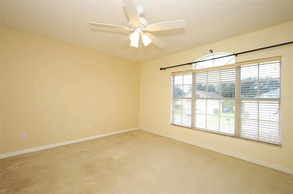 4715 AGUILA PLACE Orlando, FL 32826