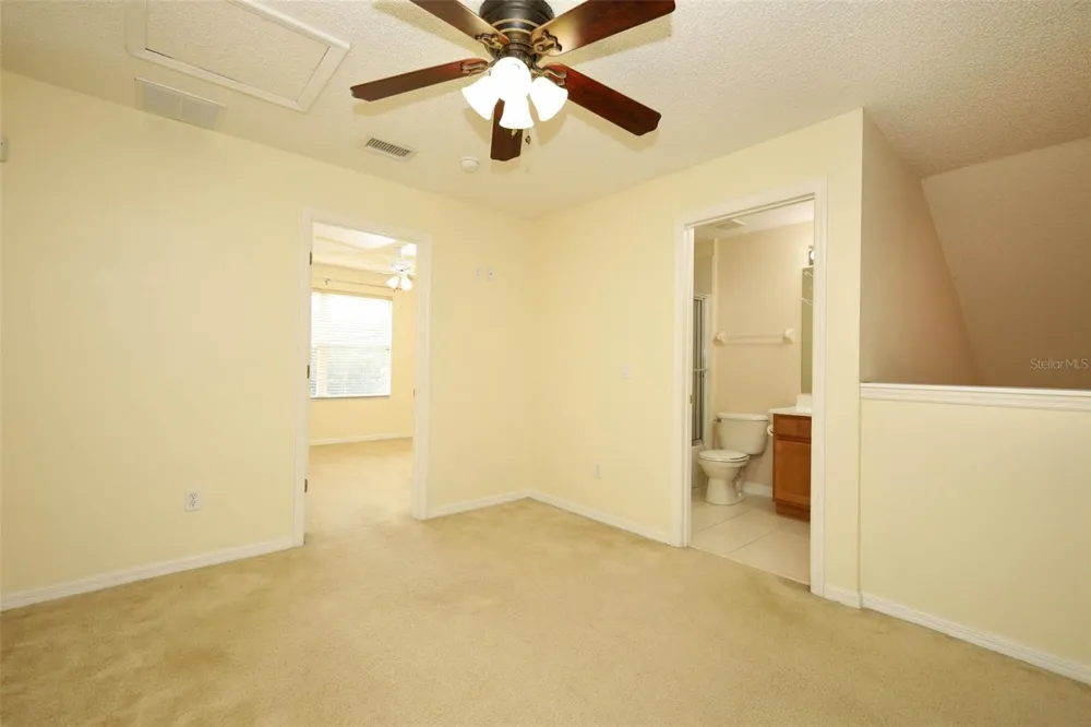 4715 AGUILA PLACE Orlando, FL 32826