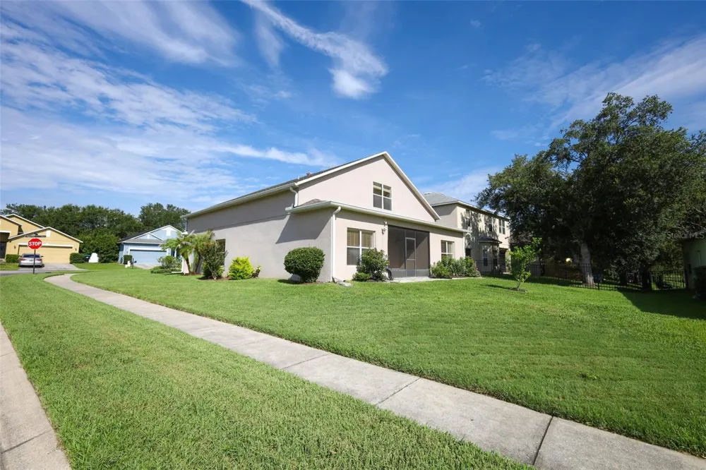 4715 AGUILA PLACE Orlando, FL 32826