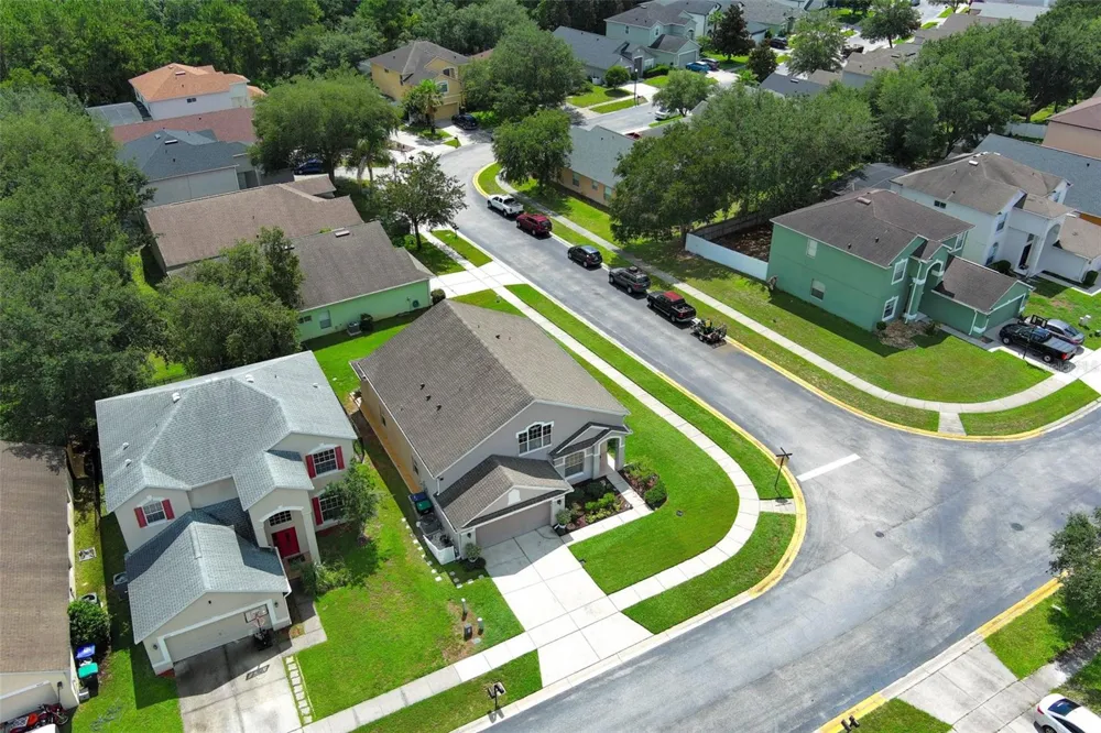 4715 AGUILA PLACE Orlando, FL 32826