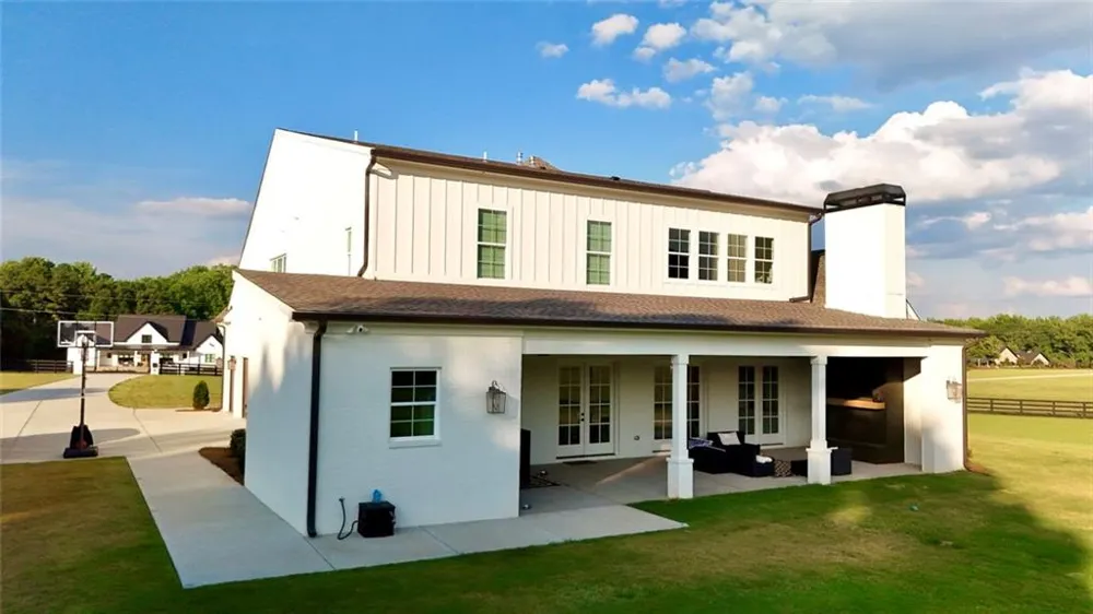 1526 Clover Lane Bishop, GA 30621