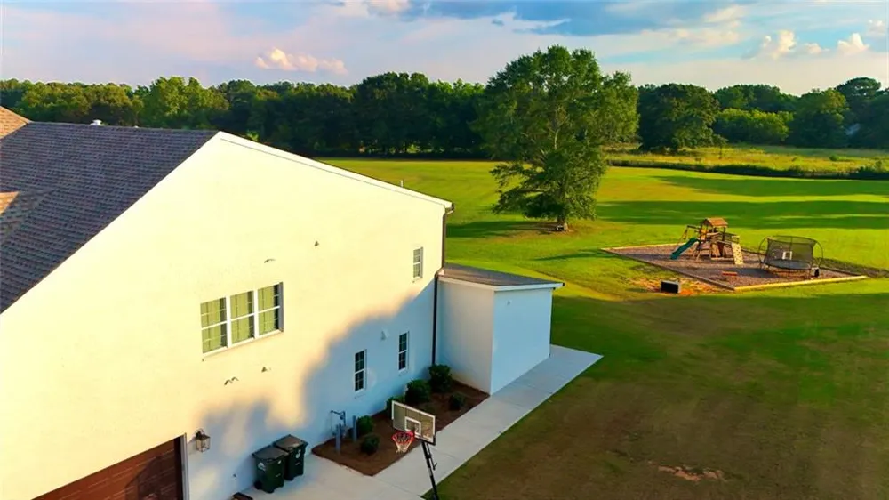 1526 Clover Lane Bishop, GA 30621