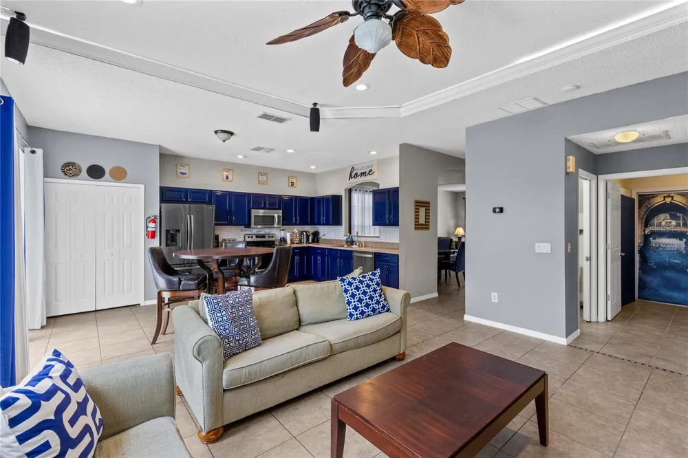 180 HIDEAWAY BEACH LANE Kissimmee, FL 34746