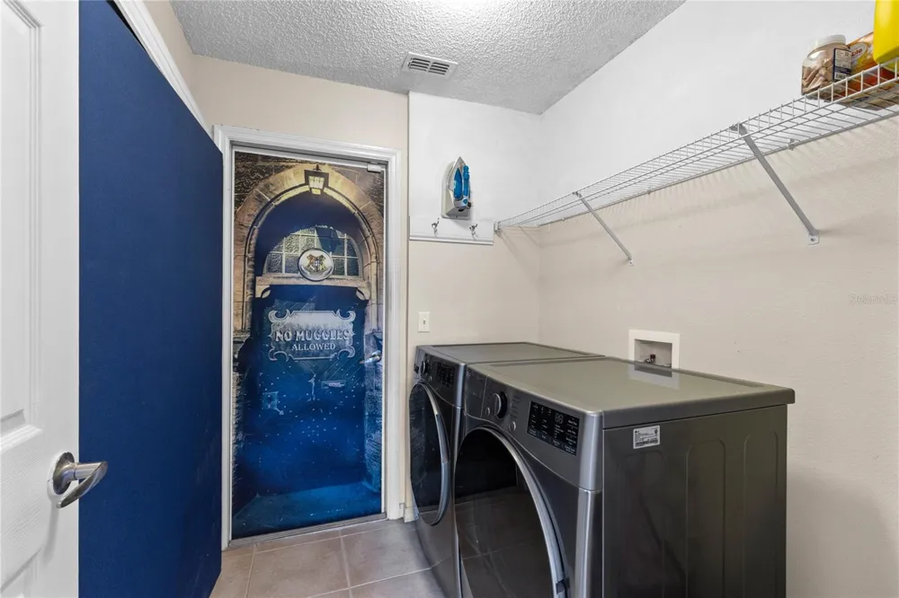 180 HIDEAWAY BEACH LANE Kissimmee, FL 34746
