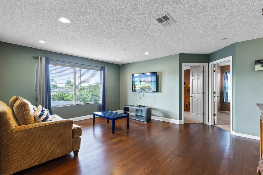 180 HIDEAWAY BEACH LANE Kissimmee, FL 34746