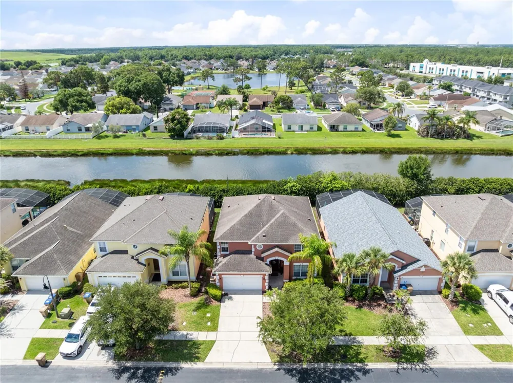 180 HIDEAWAY BEACH LANE Kissimmee, FL 34746