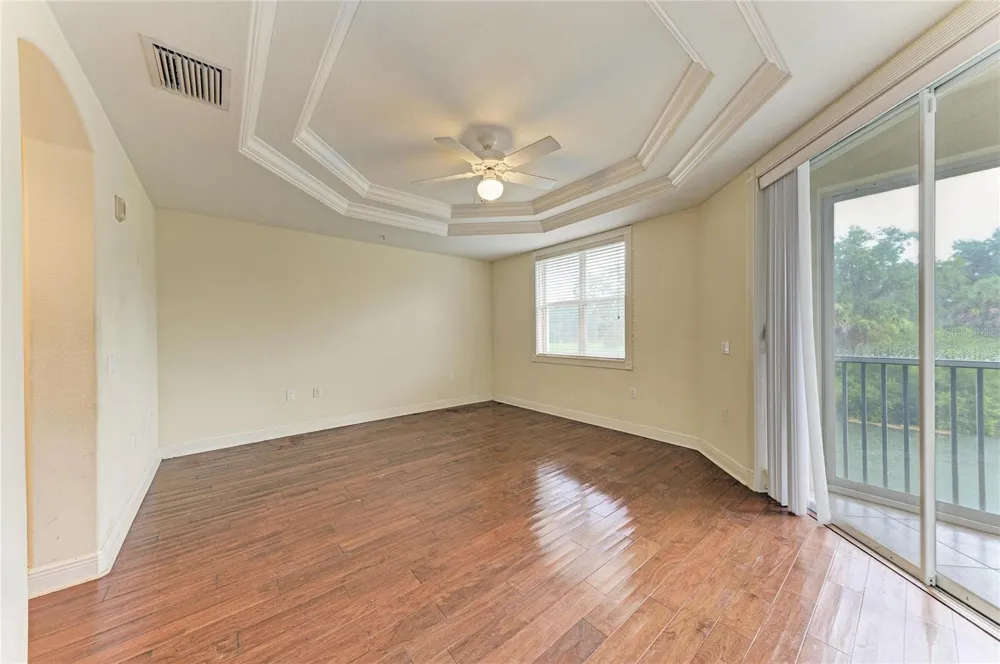 5200 MANORWOOD DRIVE #2D Sarasota, FL 34235