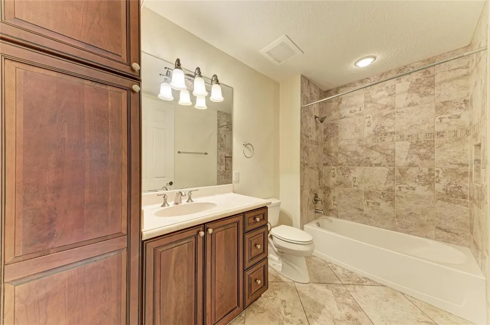 5200 MANORWOOD DRIVE #2D Sarasota, FL 34235