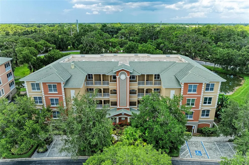 5200 MANORWOOD DRIVE #2D Sarasota, FL 34235