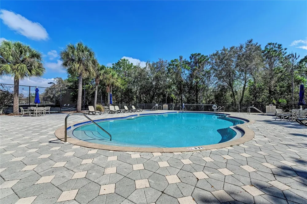 5200 MANORWOOD DRIVE #2D Sarasota, FL 34235