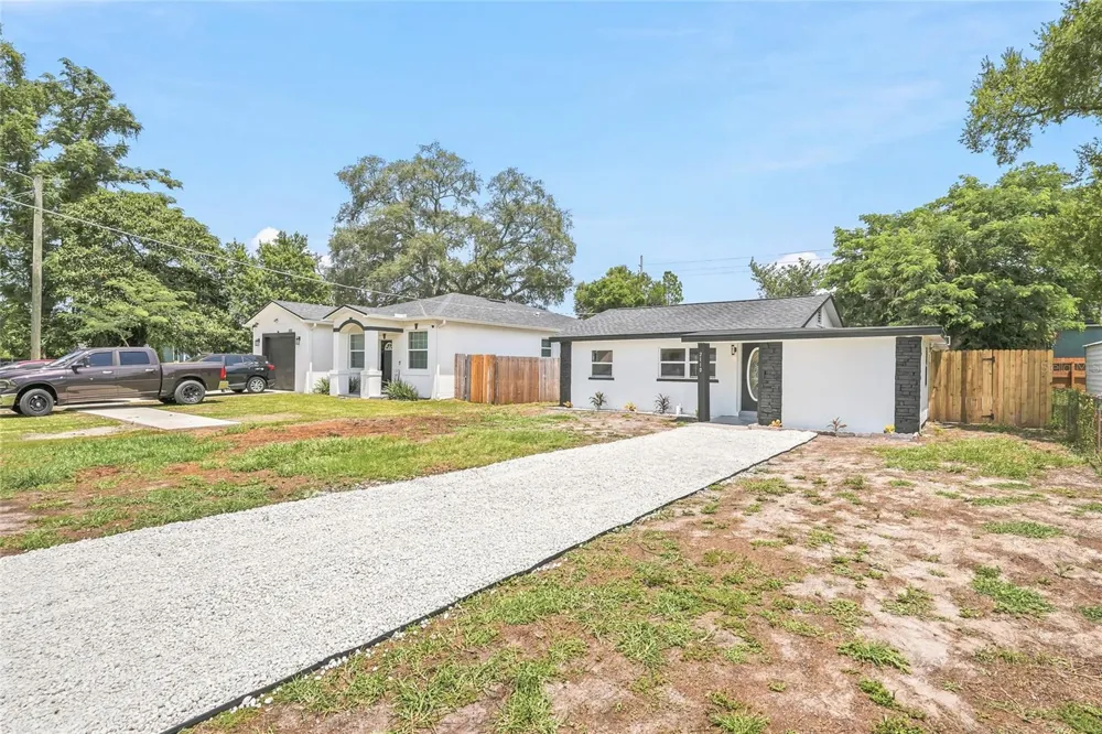 2110 E NEDRO ROAD Tampa, FL 33604