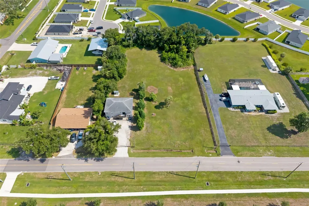 2612 61ST STREET E Palmetto, FL 34221