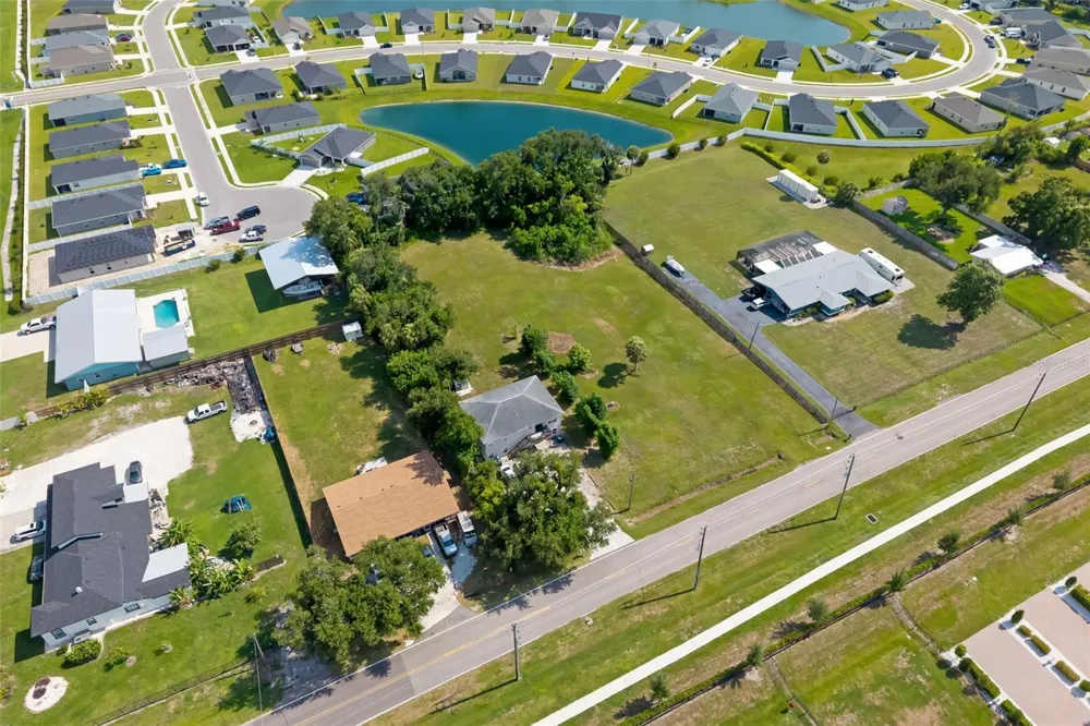 2612 61ST STREET E Palmetto, FL 34221