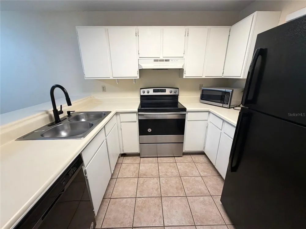 83 SE 16TH AVENUE #E102 Gainesville, FL 32601