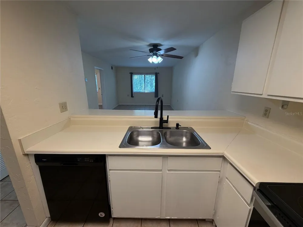 83 SE 16TH AVENUE #E102 Gainesville, FL 32601