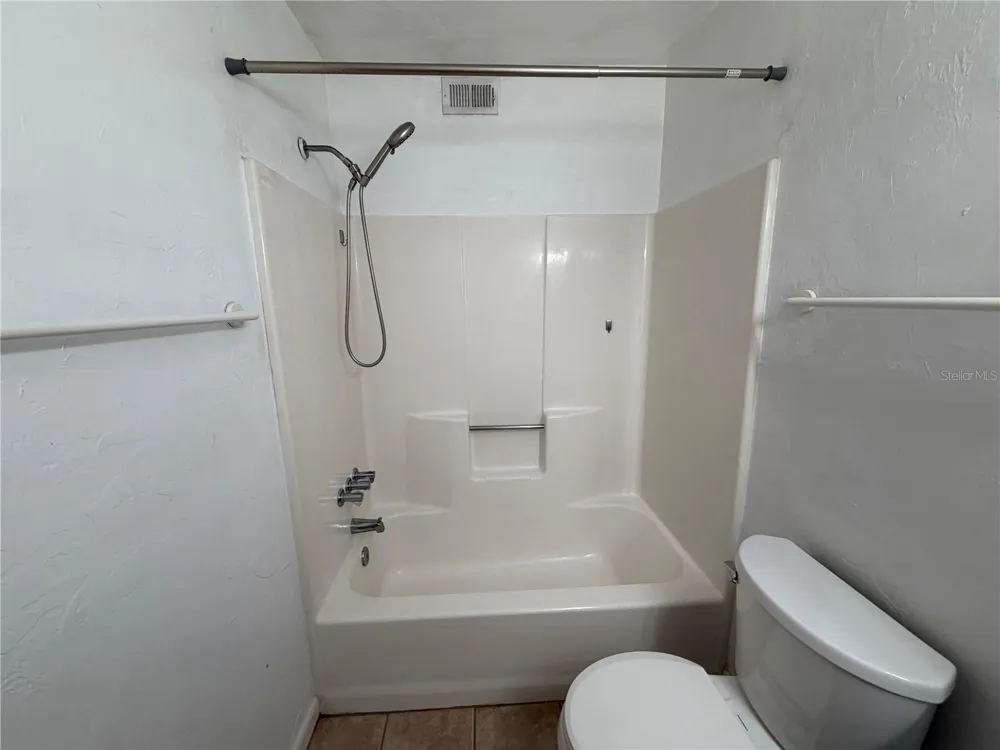 83 SE 16TH AVENUE #E102 Gainesville, FL 32601