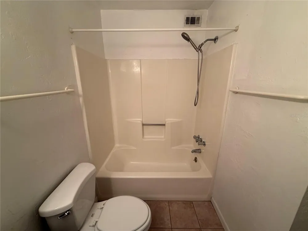 83 SE 16TH AVENUE #E102 Gainesville, FL 32601