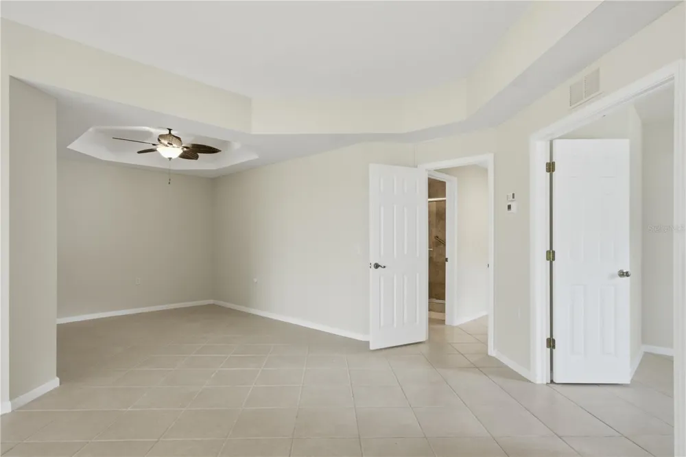 3010 MEANDERING WAY #101 Fort Myers, FL 33905