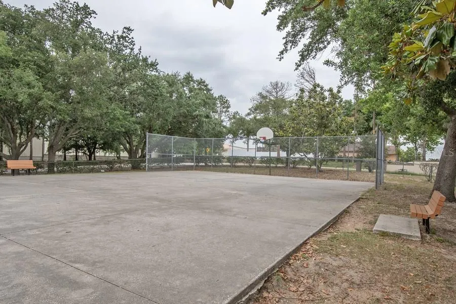 831 FORESTWOOD DR Minneola, FL 34715