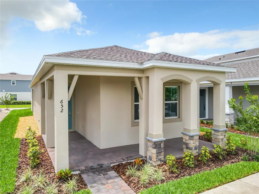 652 KIMBER LANE Debary, FL 32713
