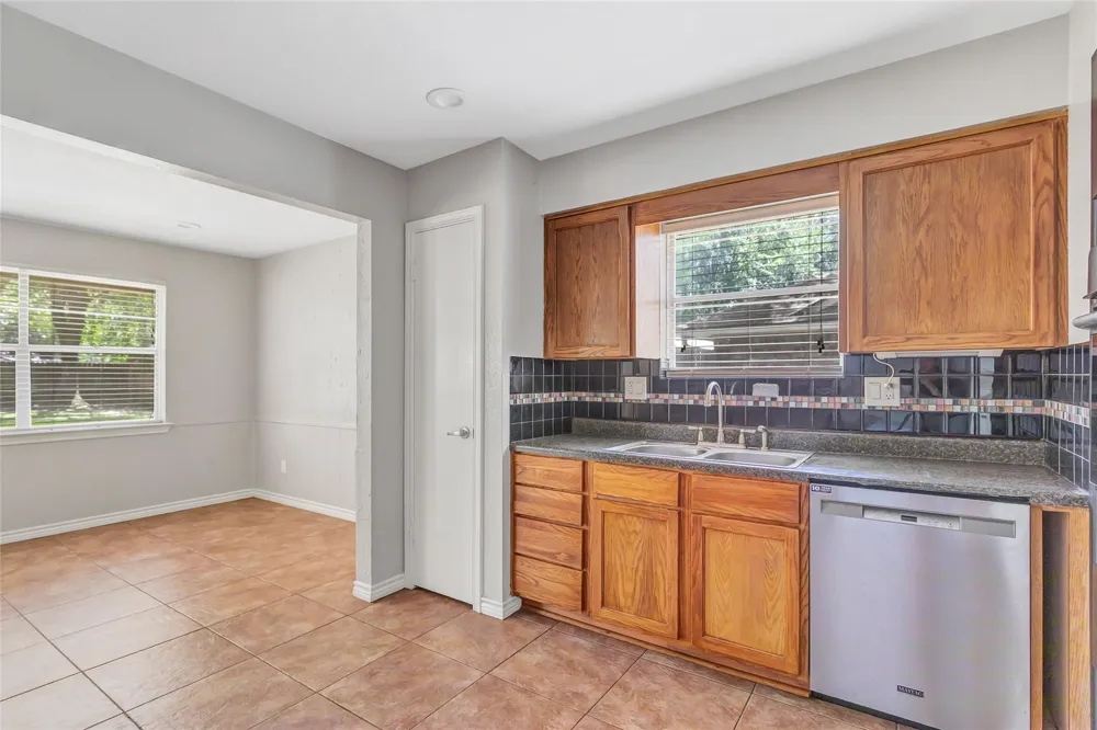 2414 Chanay Lane Kingwood, TX 77339