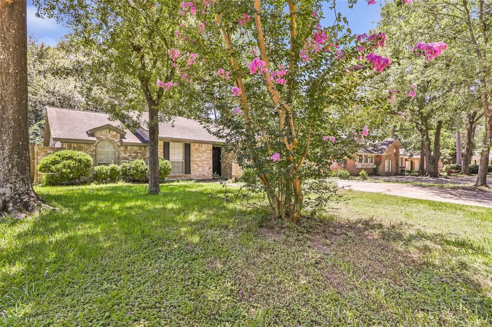 2414 Chanay Lane Kingwood, TX 77339