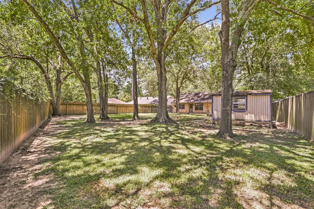 2414 Chanay Lane Kingwood, TX 77339