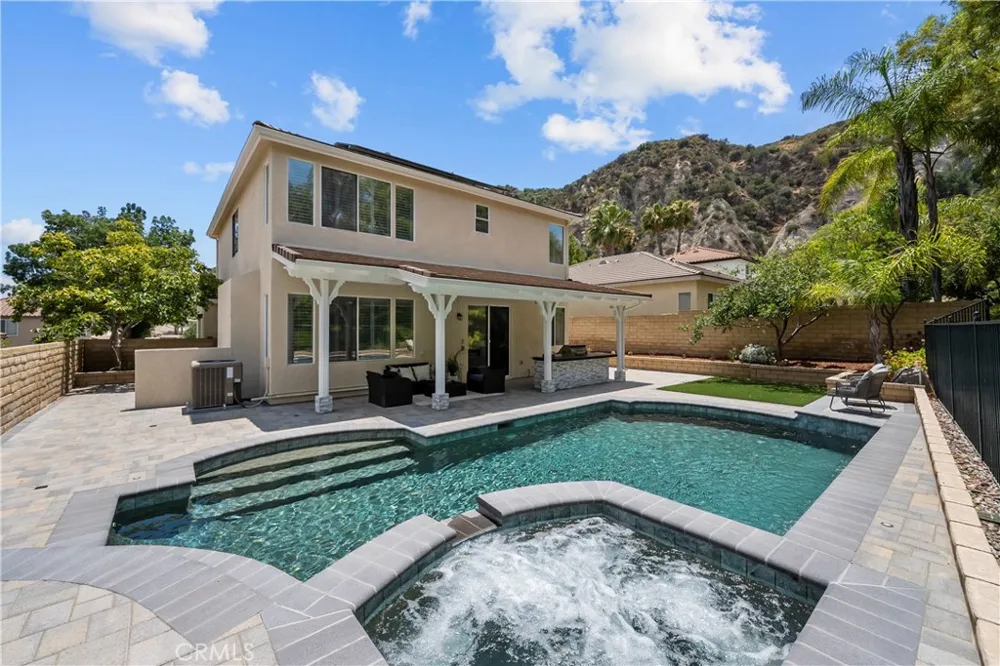25415 Thoreau Way Stevenson Ranch, CA 91381