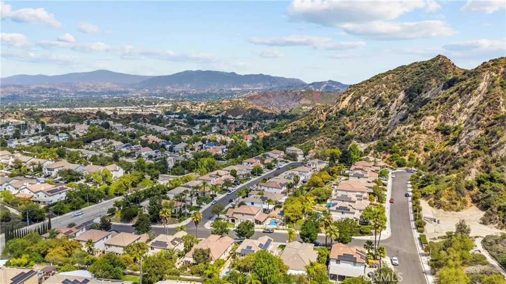 25415 Thoreau Way Stevenson Ranch, CA 91381