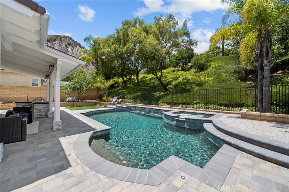 25415 Thoreau Way Stevenson Ranch, CA 91381
