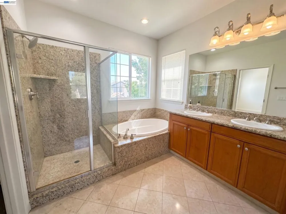 60 S Pacifico St Mountain House, CA 95391