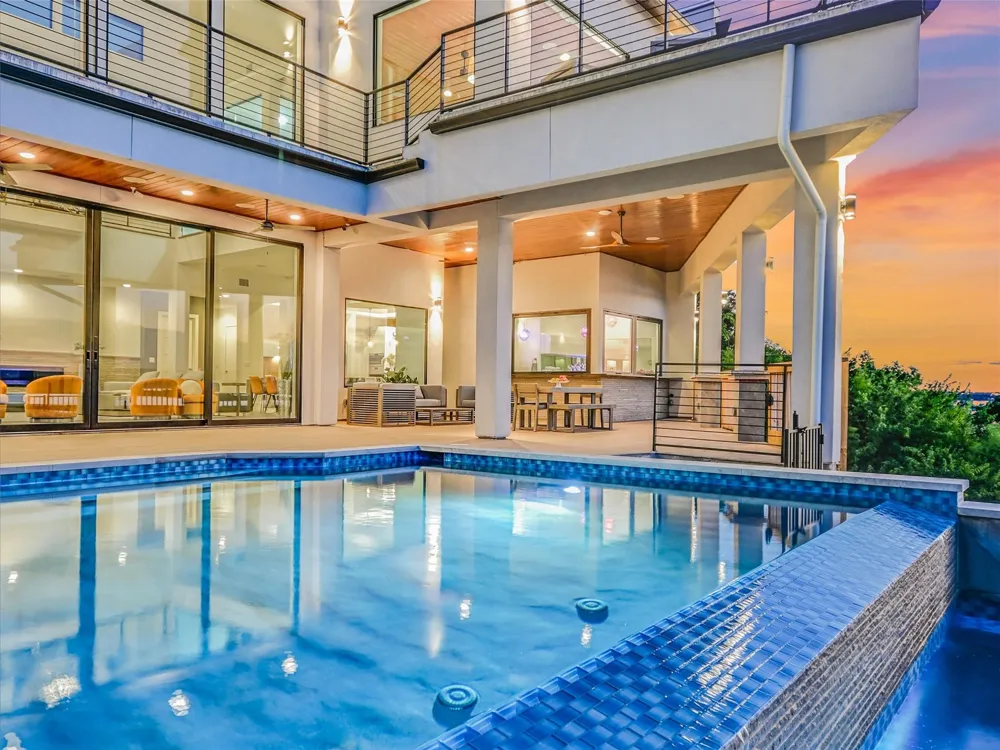 12890 Park Drive Austin, TX 78732
