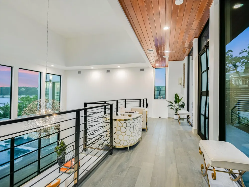 12890 Park Drive Austin, TX 78732
