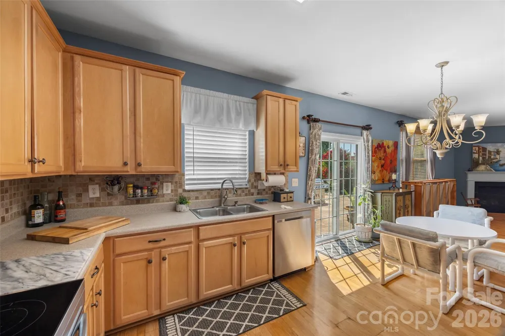 2025 Savannah Hills Drive Matthews, NC 28105